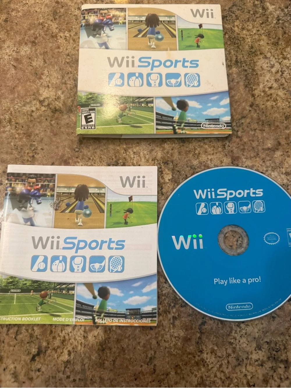 Nintendo Wii Sports Game Disc + Case  **DETAILS*